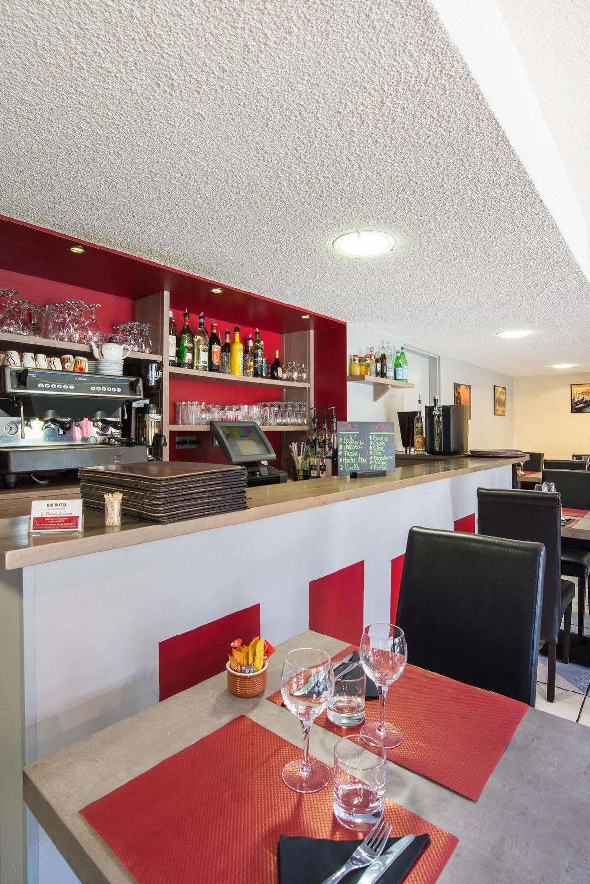 Brit Hotel Chambéry Exteriér fotografie
